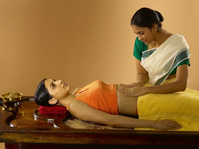  Udvarthanam Ayurveda Therapy