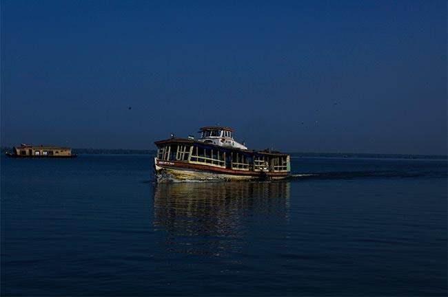 Ashtamudi Lake