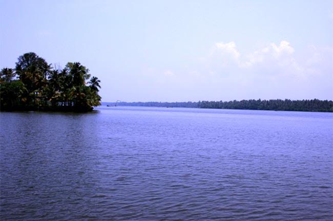Cherai Lagoon