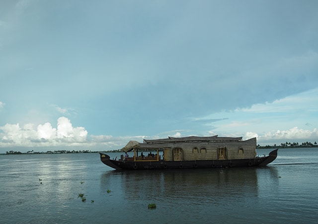 House-boat-in-Alleppey