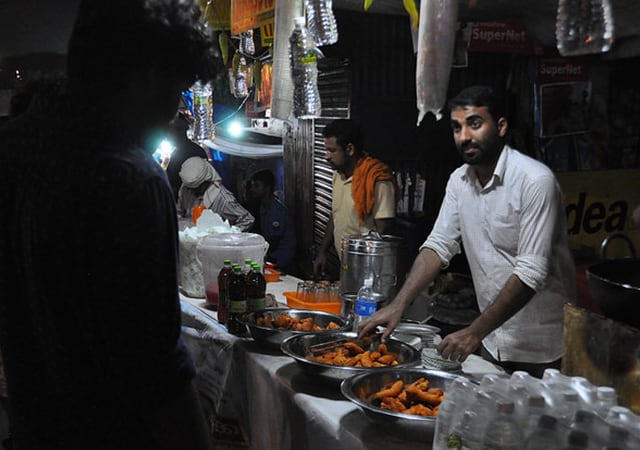 Eat Food from Naadan Thattukada