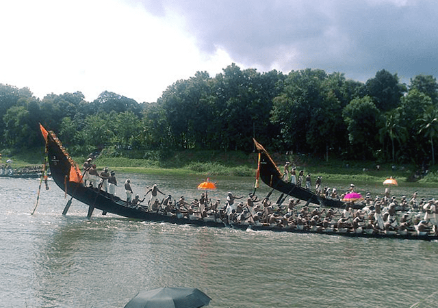 Aranmula Boat Race