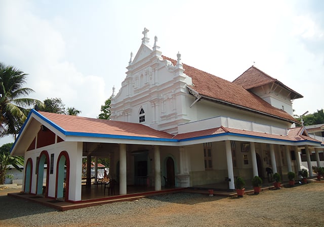 St-Marys-jacobite-Syrian-church-Angamaly