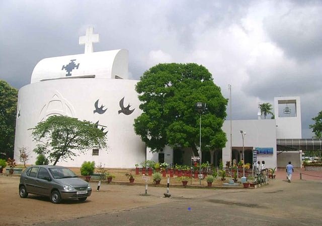 Parumala-Church-Front