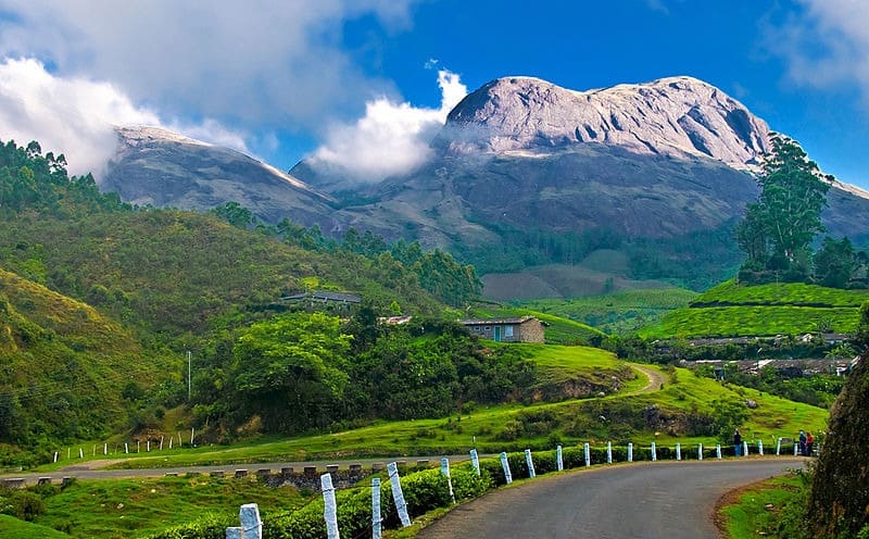 good places to visit near munnar