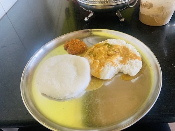 Freshly served Ramassery idly with special chutney Kerala tour packages