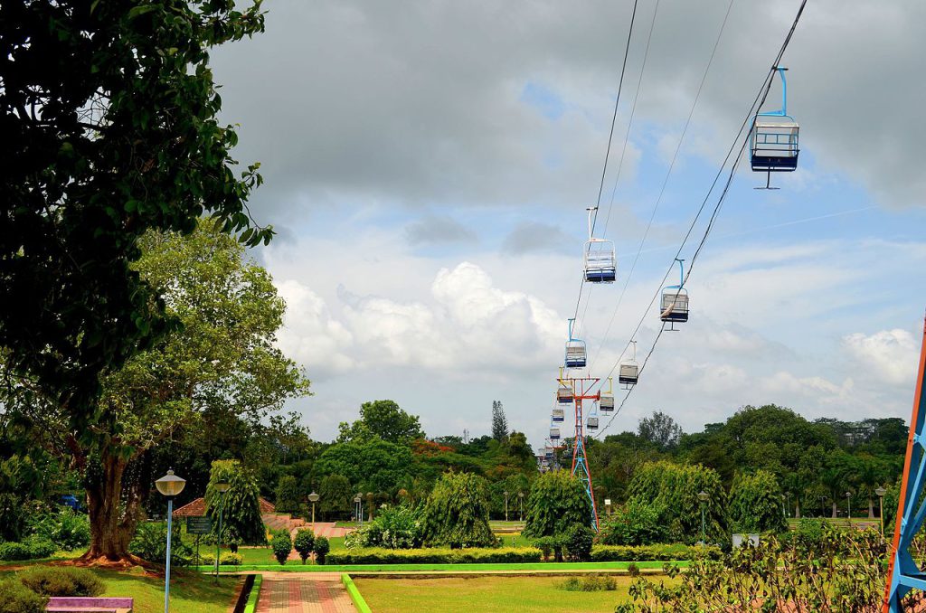 Malampuzha Garden scenic view included in Kerala tour packages