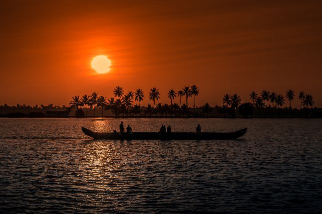 Kochi sightseeing Kerala holiday experiences