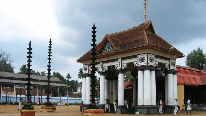 Vaikom Pottery Village Experience